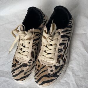 Let’s See Style fuzzy animal print sneakers size 9